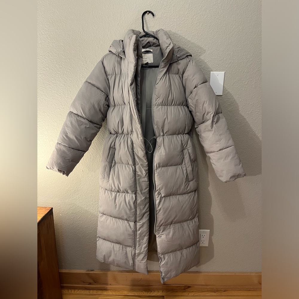 Womens XS “A New Day” Light Grey Puffer Jacket